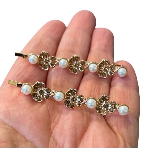 Accessories - Elegant Gold Crystal Rhinestone and Pearl Floral Hair Barrettes 2.5”